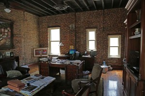Executive_Office_1_img